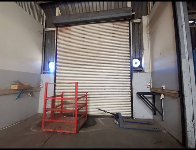 10,786M² FACTORY TO LET IN JET PARK